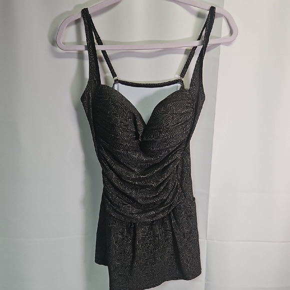 Pursuit Luxe Swimdress - Picture 1 of 8